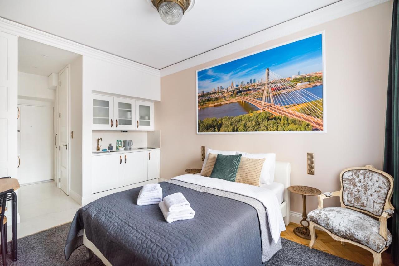 City Centre All In One Apartment Warsawa Bagian luar foto